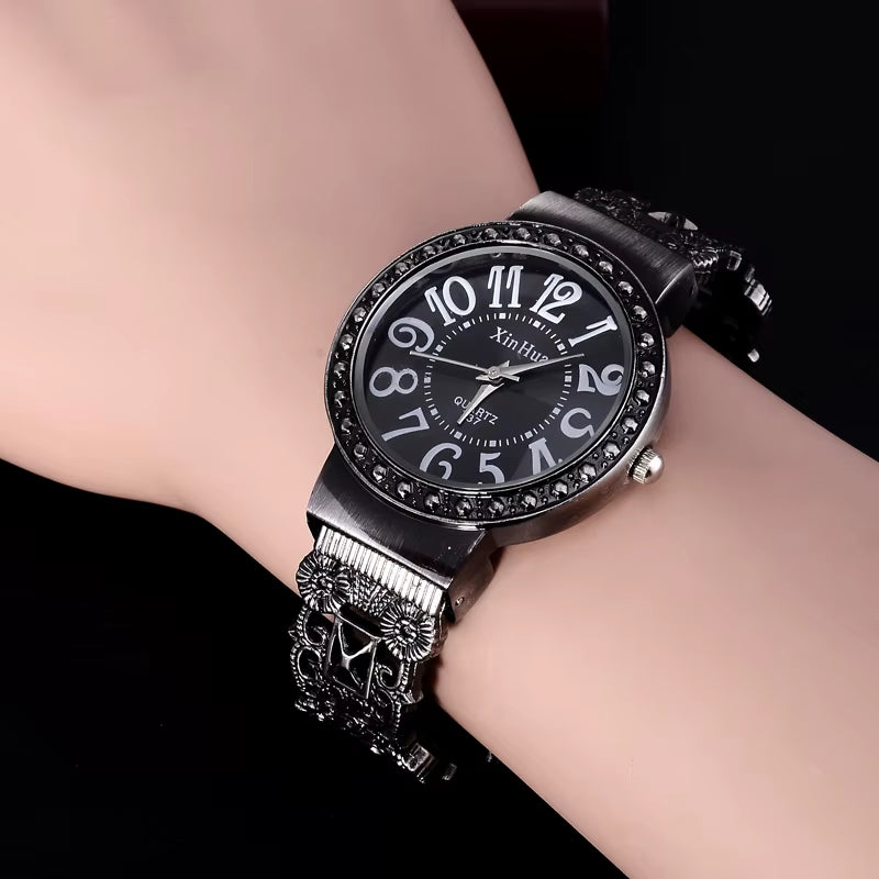 Vintage Bracelet Watch Women Black Quartz Wristwatch Unisex Special Antique Clock Elegant Casual Steel Female Mujer Bangle Reloj